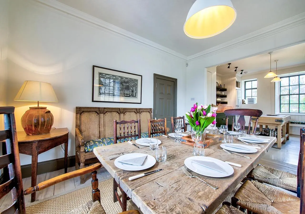The Rock House - Main House Daire Edinburgh 0*,  Birleşik Krallık