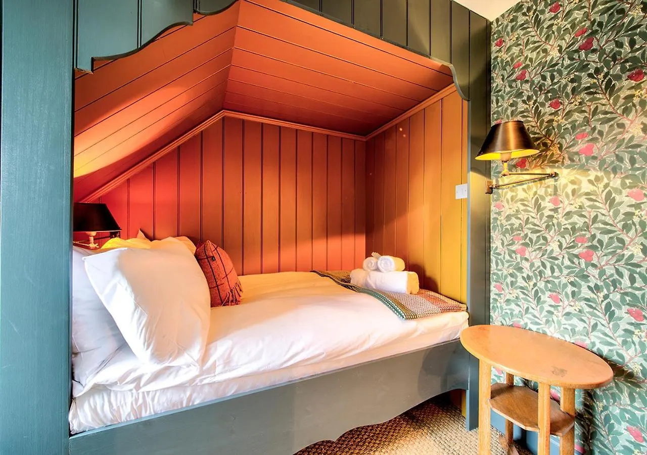 The Rock House - Main House Daire Edinburgh 0*,  Birleşik Krallık